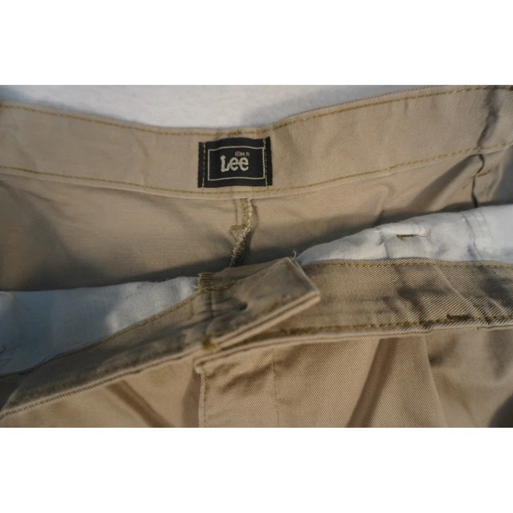 Lee Men's Khaki Pleated Chino Pants Size 42 X 28 Beige Classic Fit Casual